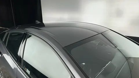 TOYOTA PRIUS 1.8 VVTi Plug-in Business Edition Plus CVT