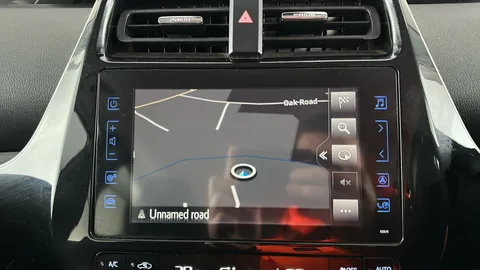 TOYOTA PRIUS 1.8 VVTi Plug-in Business Edition Plus CVT