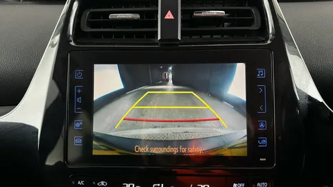 TOYOTA PRIUS 1.8 VVTi Plug-in Business Edition Plus CVT