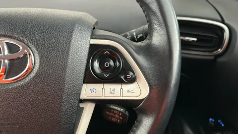 TOYOTA PRIUS 1.8 VVTi Plug-in Business Edition Plus CVT