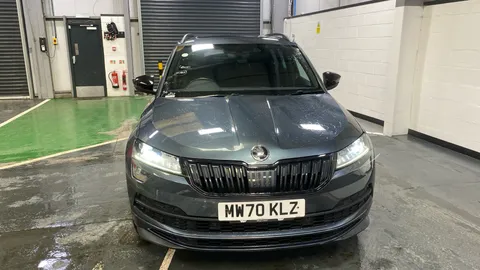 SKODA KAROQ 1.5 TSI Sport Line DSG