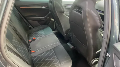 SKODA KAROQ 1.5 TSI Sport Line DSG