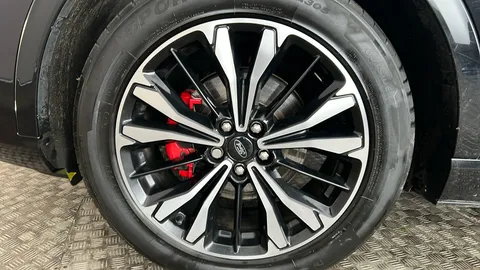 FORD KUGA 2.5 FHEV ST-Line X Edition CVT