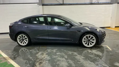 TESLA MODEL 3 Long Range AWD Auto