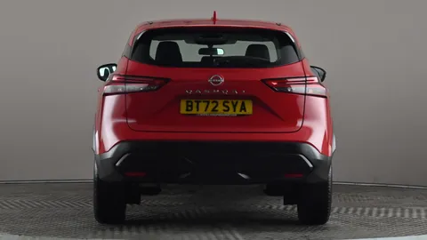 NISSAN QASHQAI 1.3 DiG-T MH Acenta Premium