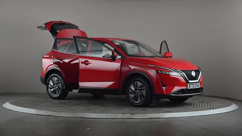 NISSAN QASHQAI 1.3 DiG-T MH Acenta Premium