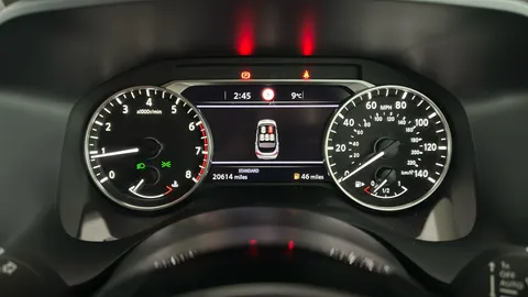 NISSAN QASHQAI 1.3 DiG-T MH Acenta Premium