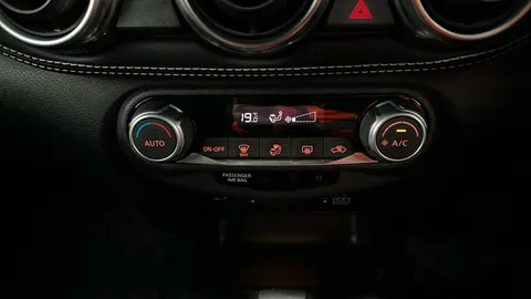 NISSAN JUKE 1.0 DiG-T 114 N-Connecta DCT