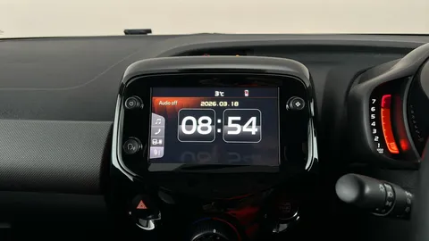 PEUGEOT 108 1.0 72 Allure