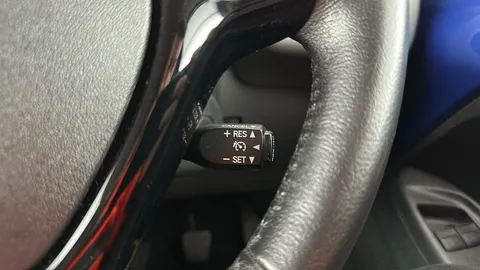 PEUGEOT 108 1.0 72 Allure