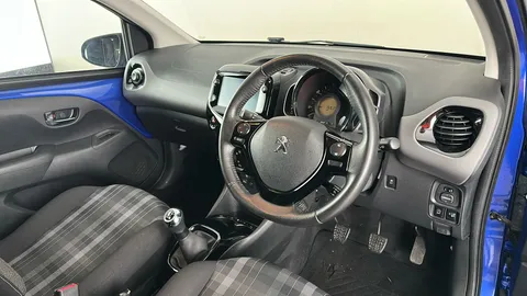 PEUGEOT 108 1.0 72 Allure