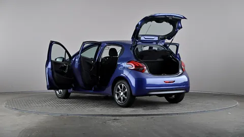 PEUGEOT 208 1.2 PureTech 82 Active