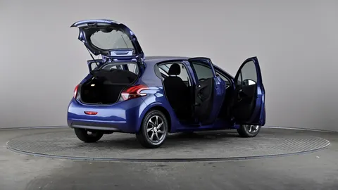 PEUGEOT 208 1.2 PureTech 82 Active