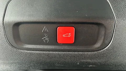 PEUGEOT 408 1.2 PureTech GT EAT8