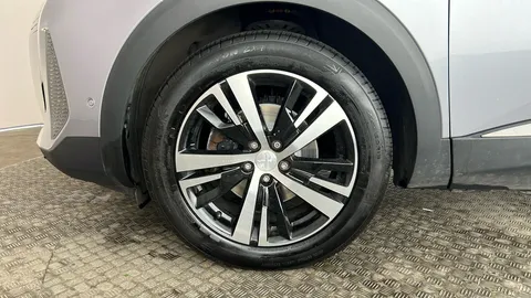 PEUGEOT 3008 1.2 PureTech GT