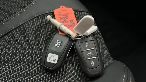 PEUGEOT 3008 1.2 PureTech GT