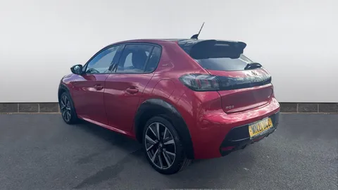 PEUGEOT 208 1.2 PureTech 100 GT EAT8