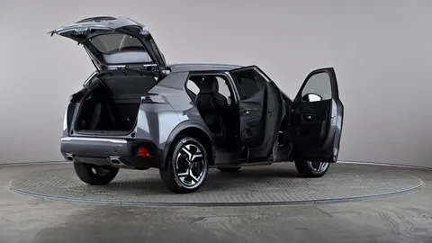 PEUGEOT 2008 1.2 PureTech 130 GT EAT8