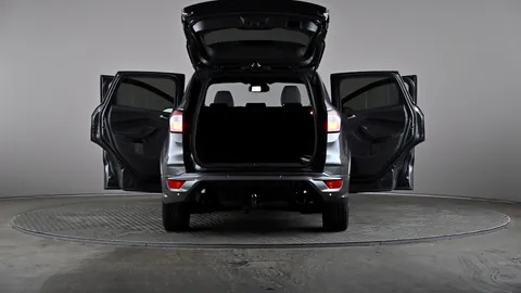 FORD KUGA 2.0 TDCi 180 ST-Line Edition