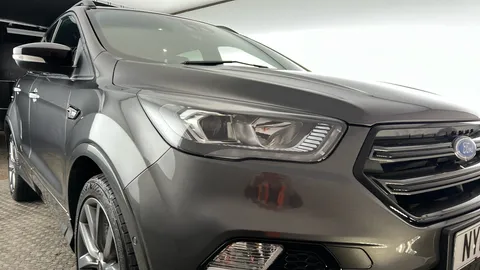FORD KUGA 2.0 TDCi 180 ST-Line Edition