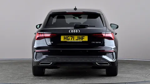 AUDI A3 35 TFSI S Line