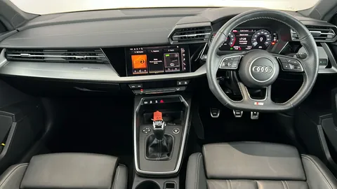 AUDI A3 35 TFSI S Line