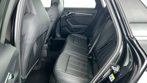 AUDI A3 35 TFSI S Line