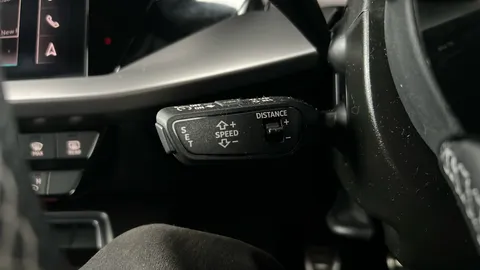 AUDI A3 35 TFSI S Line