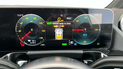 MERCEDES-BENZ EQA EQA 350 4M 215kW AMG Line Premium 66.5kWh Auto