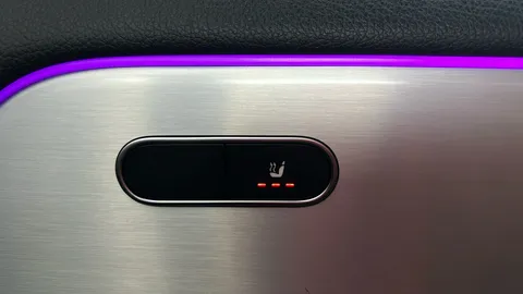 MERCEDES-BENZ EQA EQA 350 4M 215kW AMG Line Premium 66.5kWh Auto