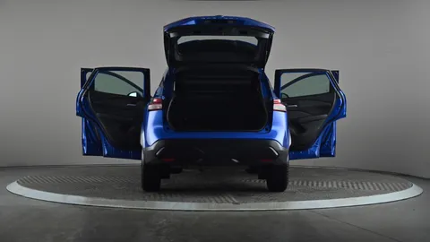 NISSAN QASHQAI 1.3 DiG-T MH Acenta Premium