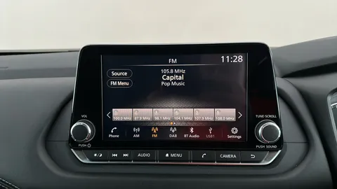 NISSAN QASHQAI 1.3 DiG-T MH Acenta Premium