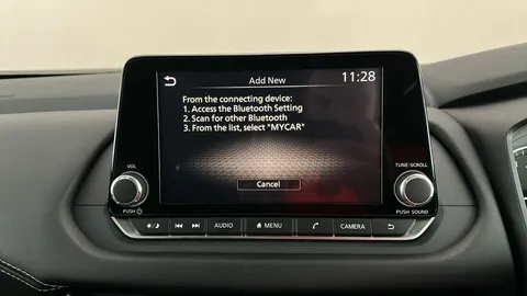 NISSAN QASHQAI 1.3 DiG-T MH Acenta Premium