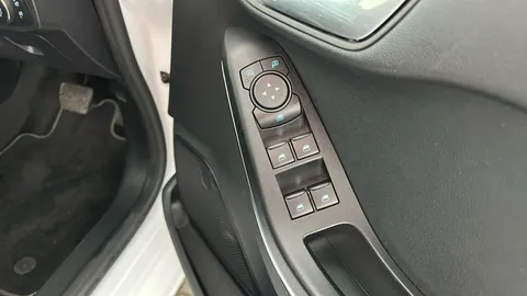 FORD FIESTA 1.0 EcoBoost Hybrid mHEV 125 Titanium X Auto