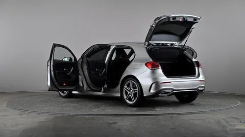 MERCEDES-BENZ A CLASS A200 AMG Line