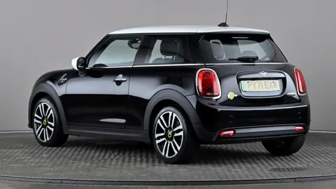 MINI HATCHBACK 135kW Cooper S Level 2 33kWh Auto