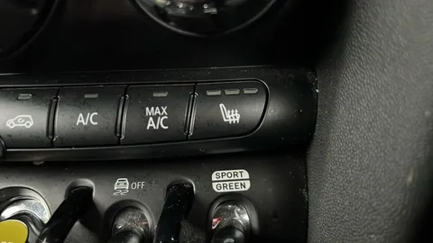 MINI HATCHBACK 135kW Cooper S Level 2 33kWh Auto