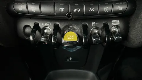 MINI HATCHBACK 135kW Cooper S Level 2 33kWh Auto