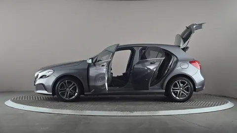 MERCEDES-BENZ A CLASS A200d Sport Edition