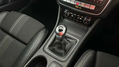 MERCEDES-BENZ A CLASS A200d Sport Edition