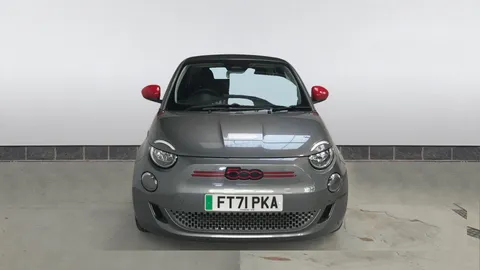 FIAT 500 87kW Red 42kWh Auto