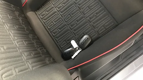 FIAT 500 87kW Red 42kWh Auto