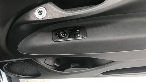 FIAT 500 87kW Red 42kWh Auto