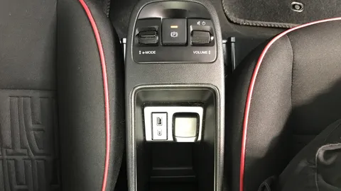 FIAT 500 87kW Red 42kWh Auto