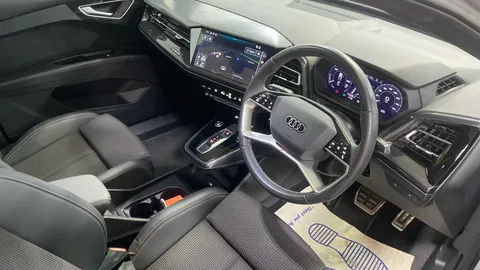 AUDI Q4 125kW 35 55kWh S Line Auto