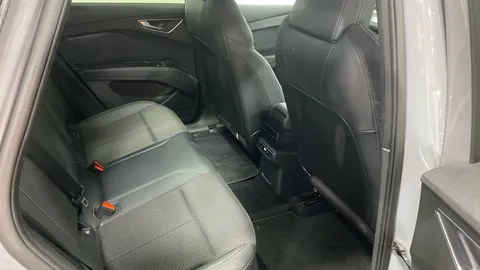 AUDI Q4 125kW 35 55kWh S Line Auto