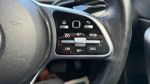 MERCEDES-BENZ A CLASS A180d Sport Auto