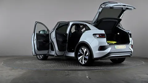 VOLKSWAGEN ID.5 128kW Style Pro 77kWh Auto