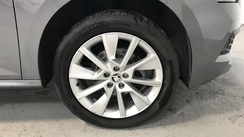 SKODA KAMIQ 1.0 TSI 95 SE Drive