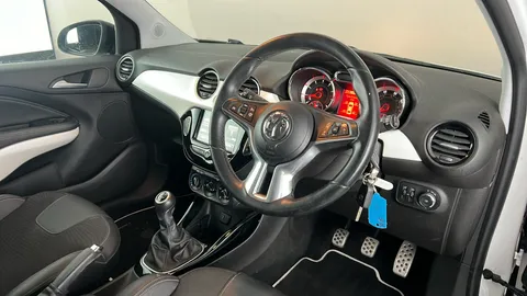 VAUXHALL ADAM 1.2i Energised